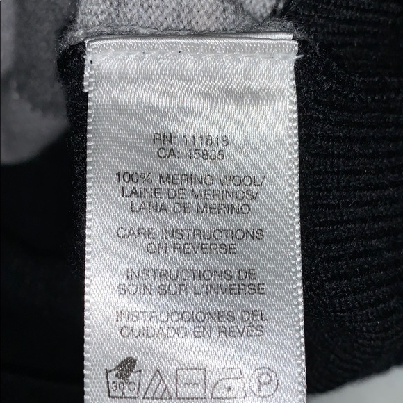 💥TOPS SALE💥 MICHAEL KORS V-NECK SWEATER IN BLACK AND GRAY - Picture 6 of 6